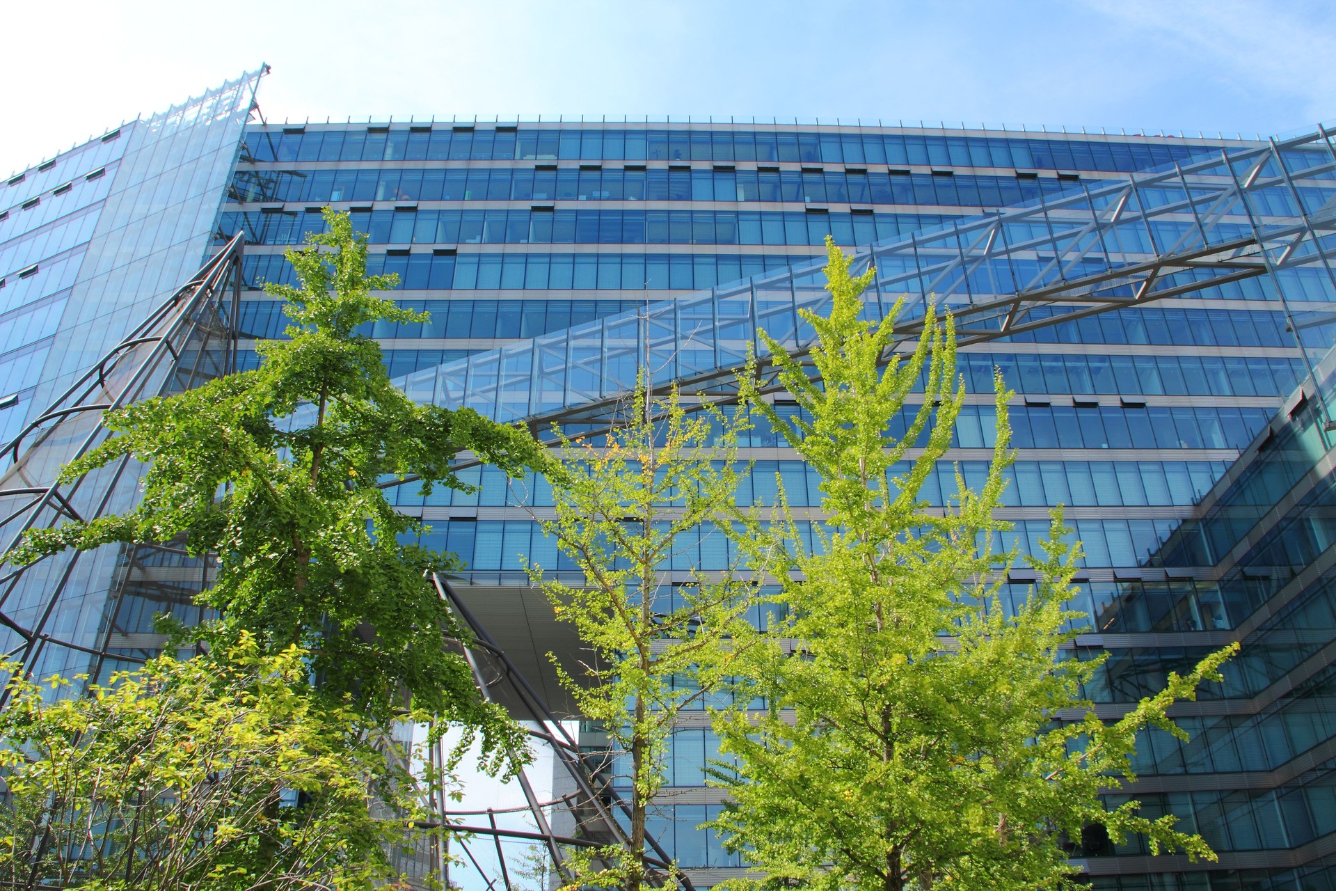 Moderne Glas-Gebäude in berlin